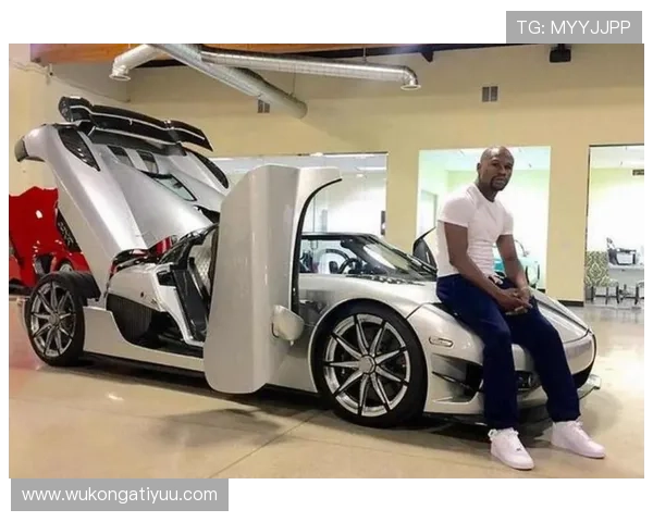 东契奇家里那架跑车，被他当回家买菜顺便炫耀的玩具了？