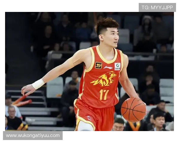 孙铭徽这日常竟然没一点篮球味，粉丝直接认不出来了！