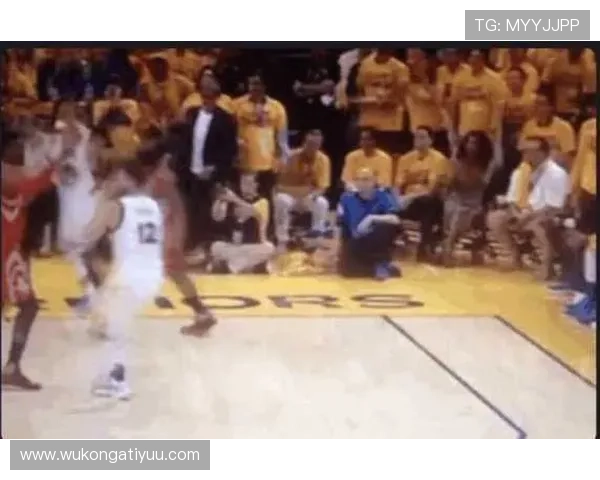 奥尼尔背打主导内线 与约基奇组织型形成差异